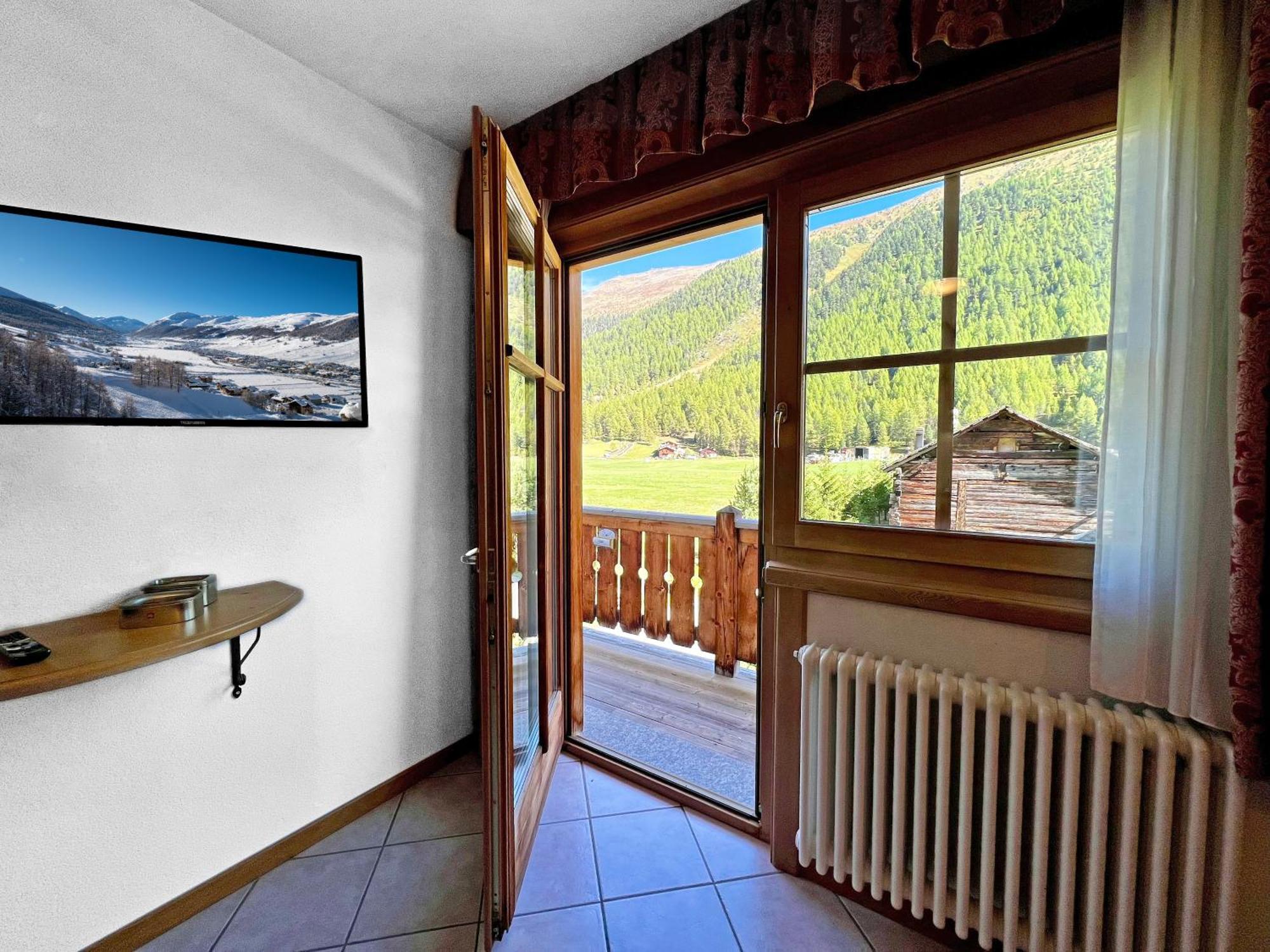 Bait Da Jembro Apartment Livigno Exterior photo